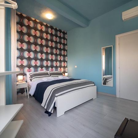 Boutique Rooms Carbonazzi 17 Cagliari Buitenkant foto