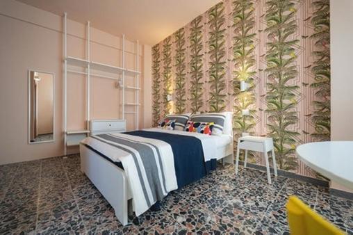 Boutique Rooms Carbonazzi 17 Cagliari Buitenkant foto