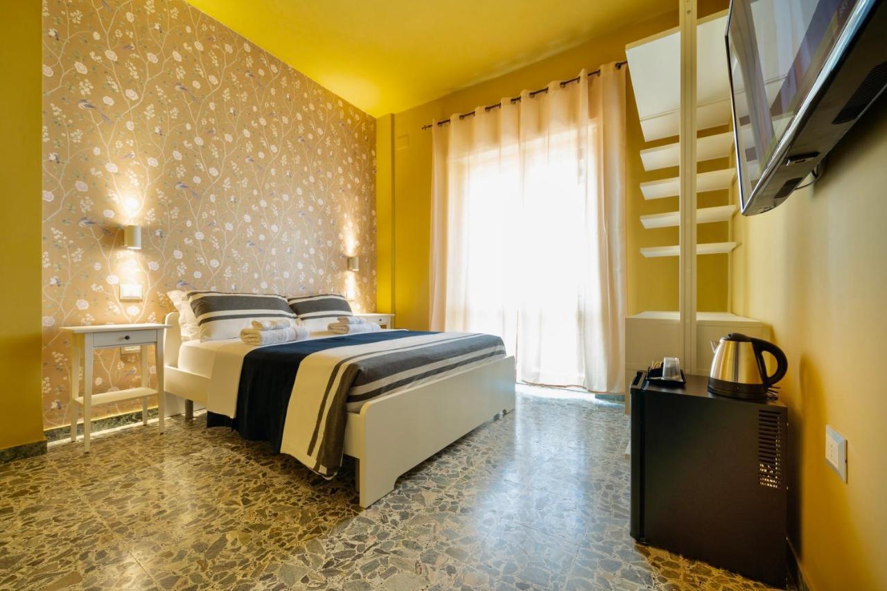 Boutique Rooms Carbonazzi 17 Cagliari Buitenkant foto