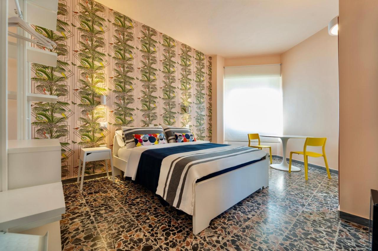Boutique Rooms Carbonazzi 17 Cagliari Buitenkant foto