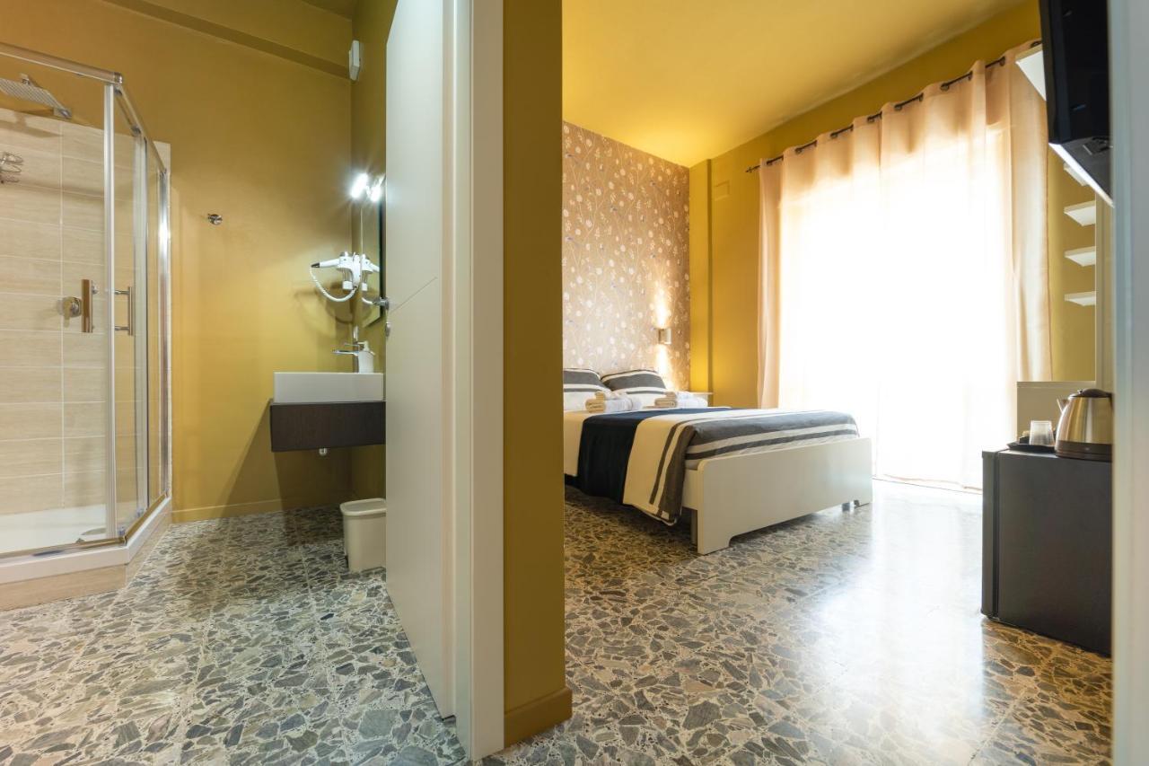 Boutique Rooms Carbonazzi 17 Cagliari Buitenkant foto